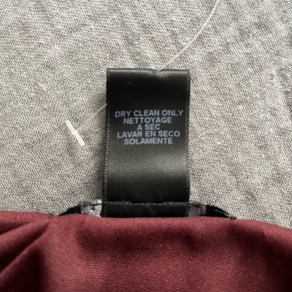 Gorgeous vintage BCBG Max Azria deep burgundy velvet dress XS extra small - Picture 12 of 13